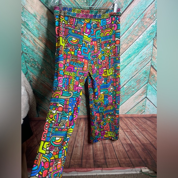 Trina Turk Vivid Maya Patterned Nylon Spandex Fold Over Waist Pants - Picture 3 of 9